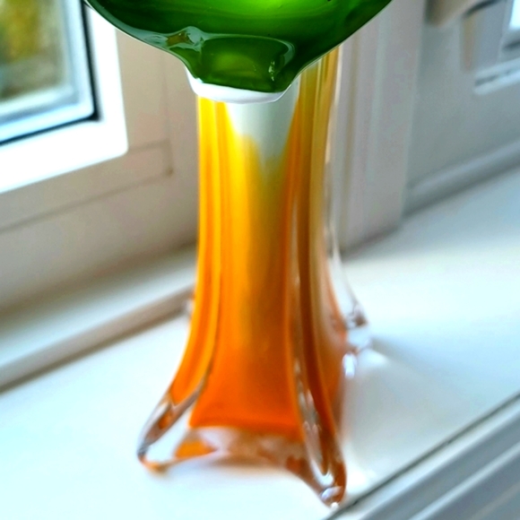 Glass Vase with 3 Flower Stems - Picture 6 of 8